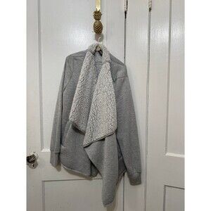AVIA women’s size large gray sweater